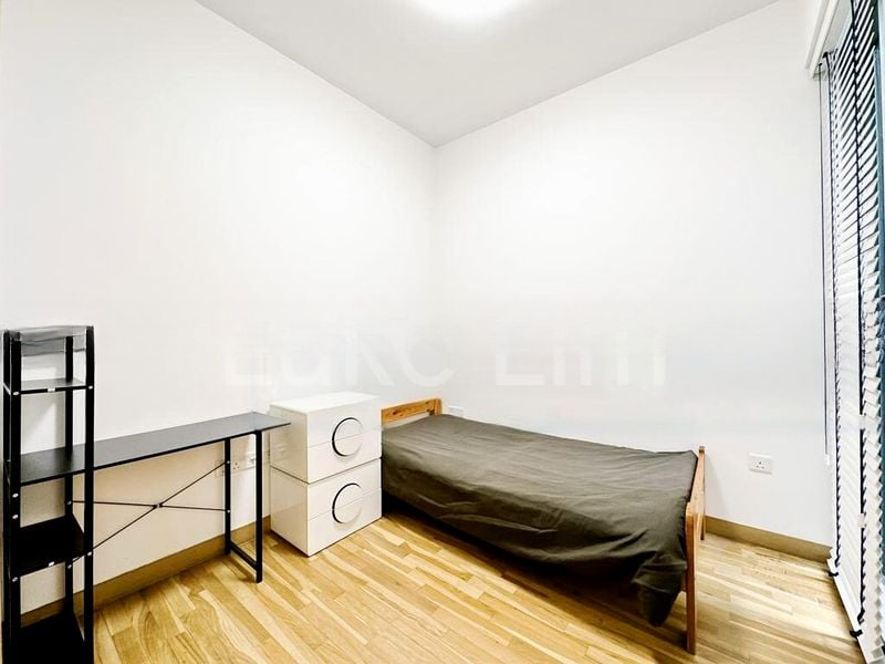 COMMONWEALTH TOWERS 4