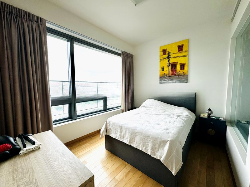 CONCOURSE SKYLINE 10