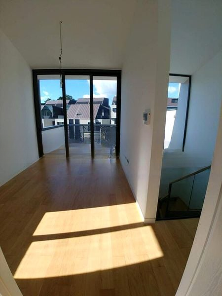 VICTORIA PARK VILLAS 4