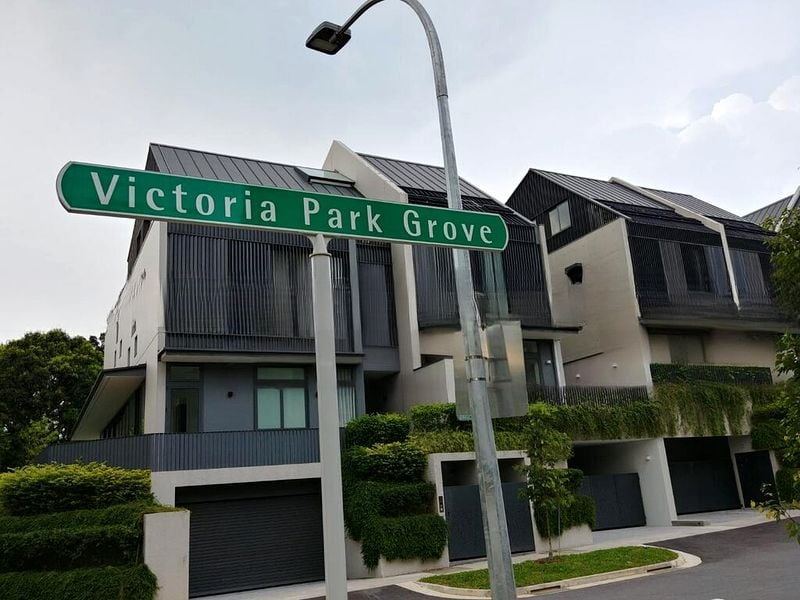 VICTORIA PARK VILLAS 10