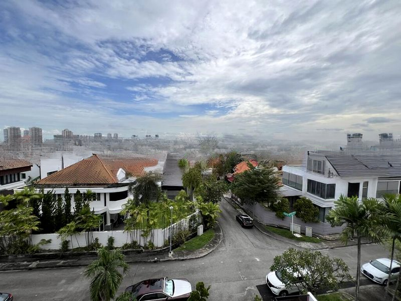 SIGLAP HILL 33 15