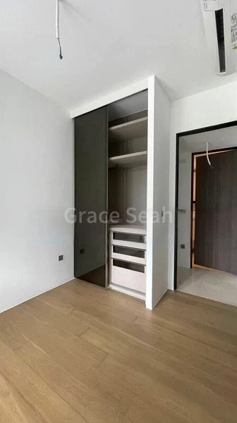 THE REEF AT KING'S DOCK 2