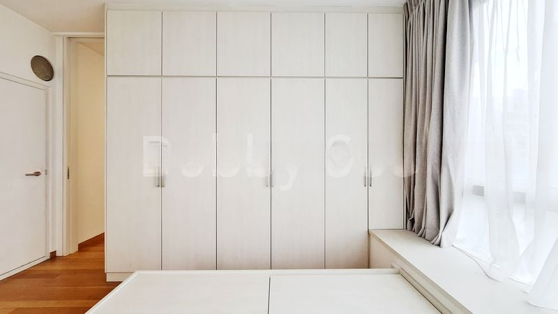 THE PEAK @ CAIRNHILL I 10