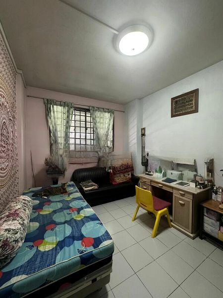 SERANGOON NTH AVE 4 5