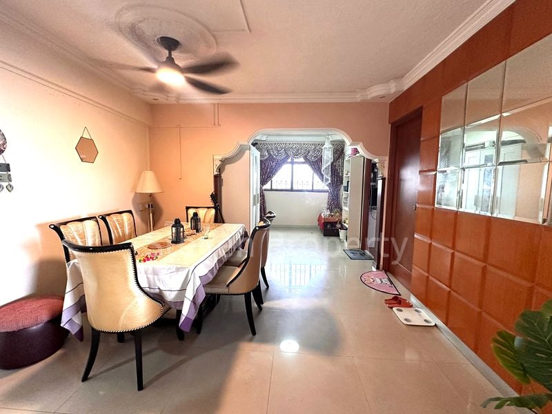 ANG MO KIO AVE 10 11