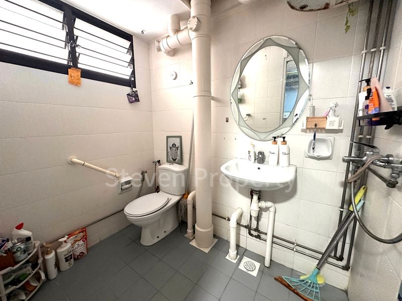 ANG MO KIO AVE 10 15