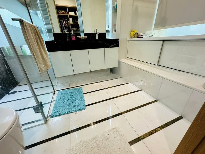 THE VERMONT ON CAIRNHILL 8