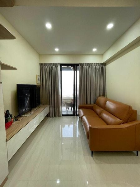 RIVERFRONT RESIDENCES 13