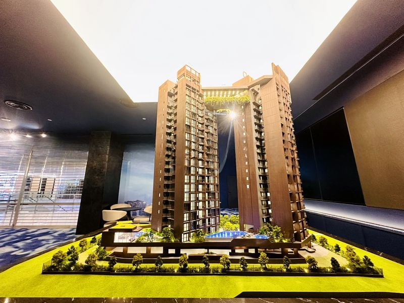 ARINA EAST RESIDENCES 6