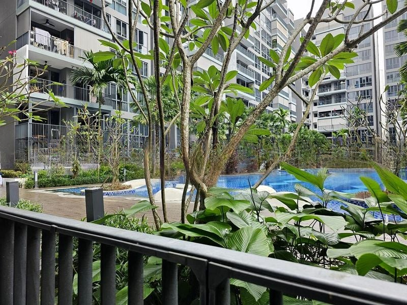 SIGNATURE AT YISHUN 14