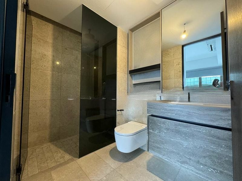 THE REEF AT KING'S DOCK 4