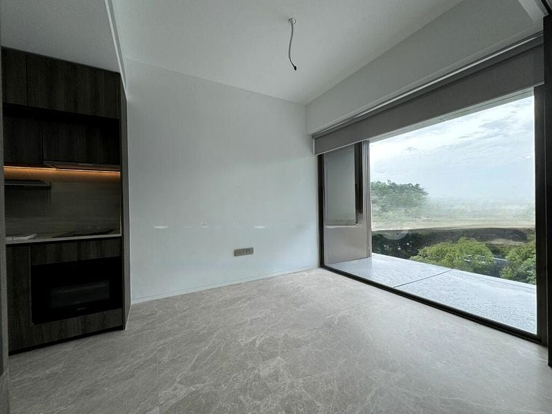 THE REEF AT KING'S DOCK 9