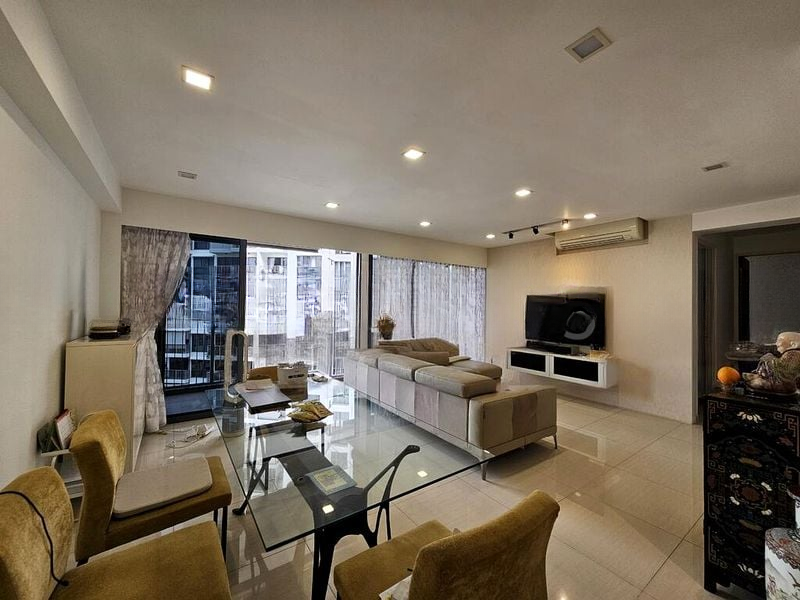 BEDOK RESERVOIR CRES 7