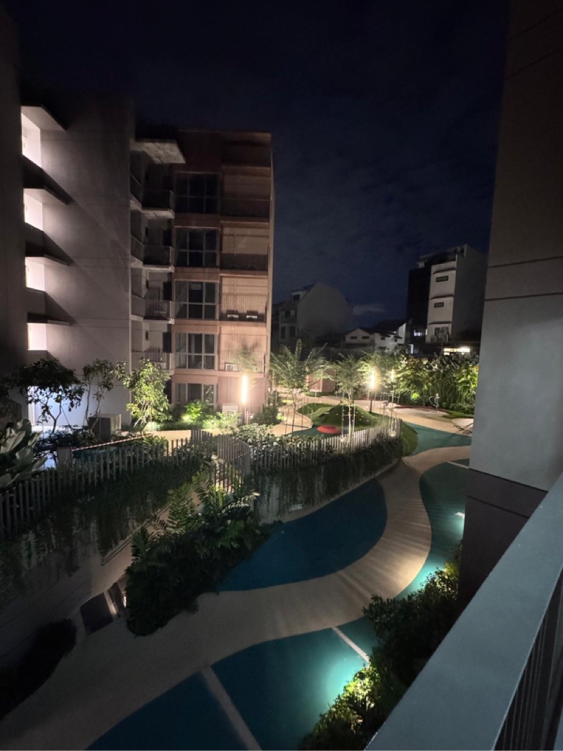 THE WATERGARDENS AT CANBERRA 20