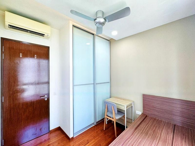 FORESQUE RESIDENCES 13