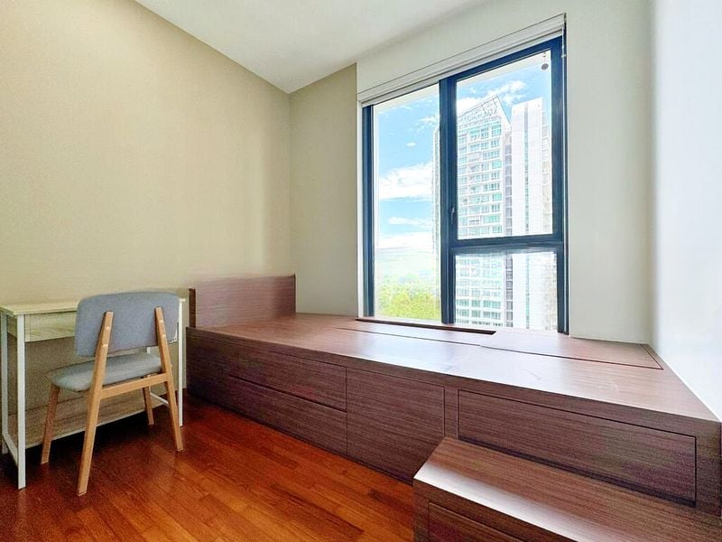 FORESQUE RESIDENCES 12