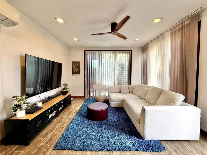 THOMSON VIEW CONDOMINIUM 8
