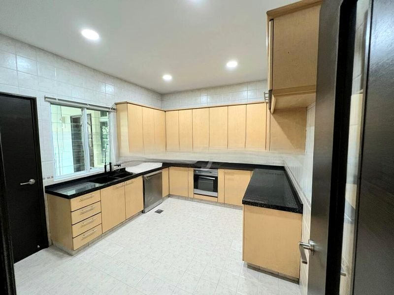 BEECHWOOD TERRACE 5