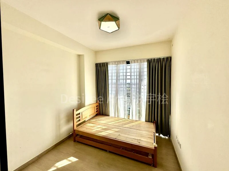 RIVERPARC RESIDENCE 8