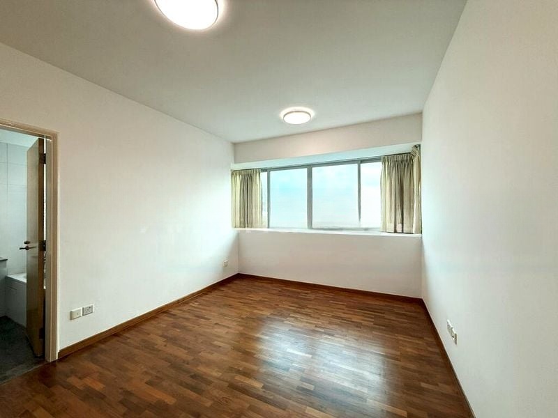 GOLDEN HEIGHTS 7