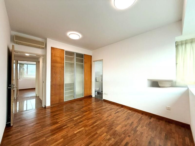 GOLDEN HEIGHTS 6