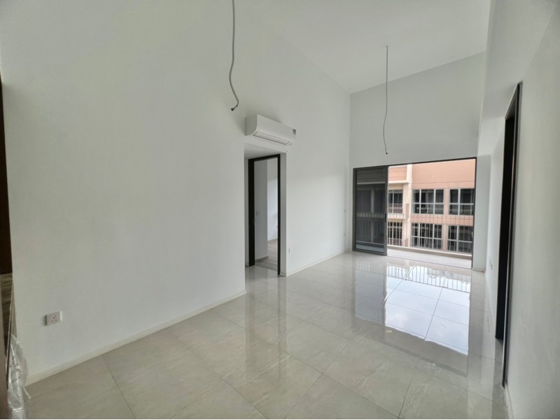 THE WATERGARDENS AT CANBERRA 13