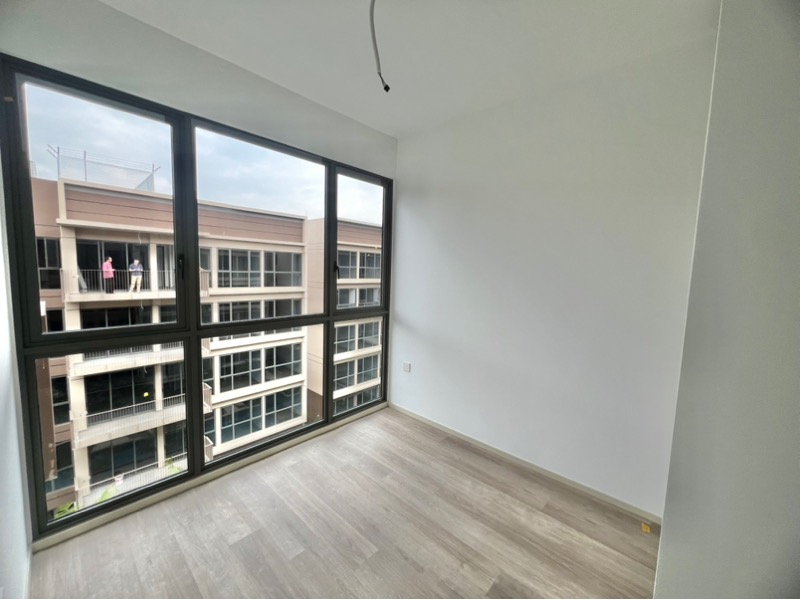 THE WATERGARDENS AT CANBERRA 17