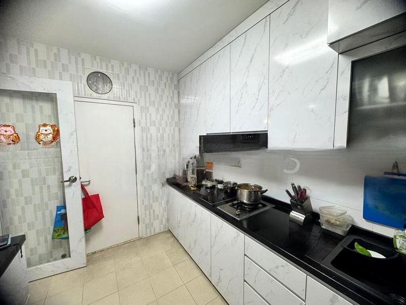 BT BATOK WEST AVE 8 9