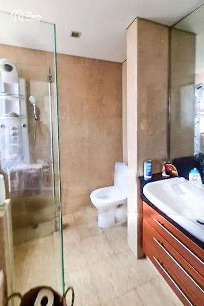 ADAM PARK CONDOMINIUM 7