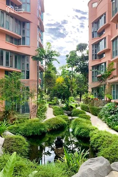 ADAM PARK CONDOMINIUM 13