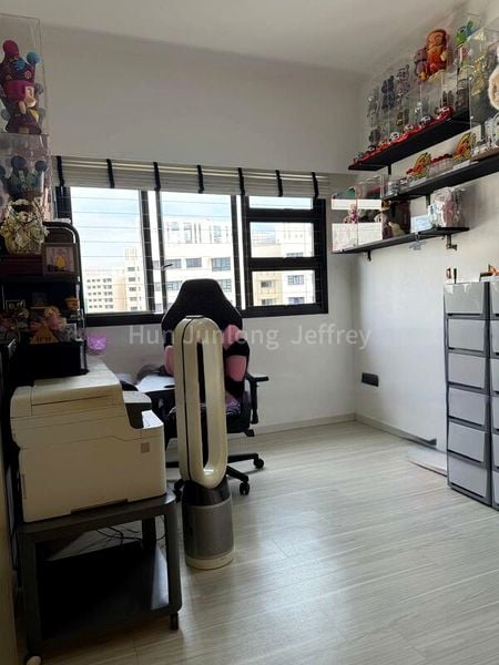 BT BATOK WEST AVE 8 6