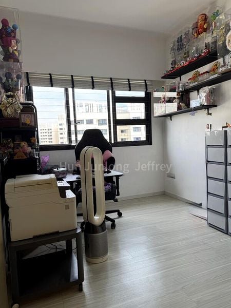 BT BATOK WEST AVE 8 10