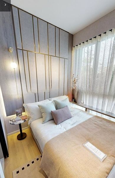 PINETREE HILL 6