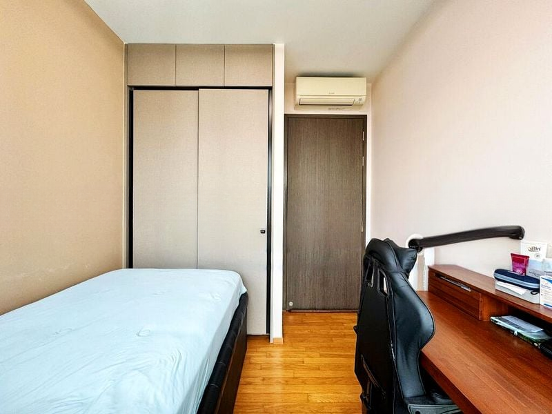 THE CLEMENT CANOPY 10