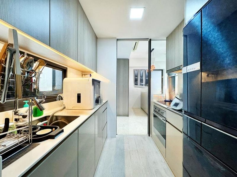 THE CLEMENT CANOPY 11