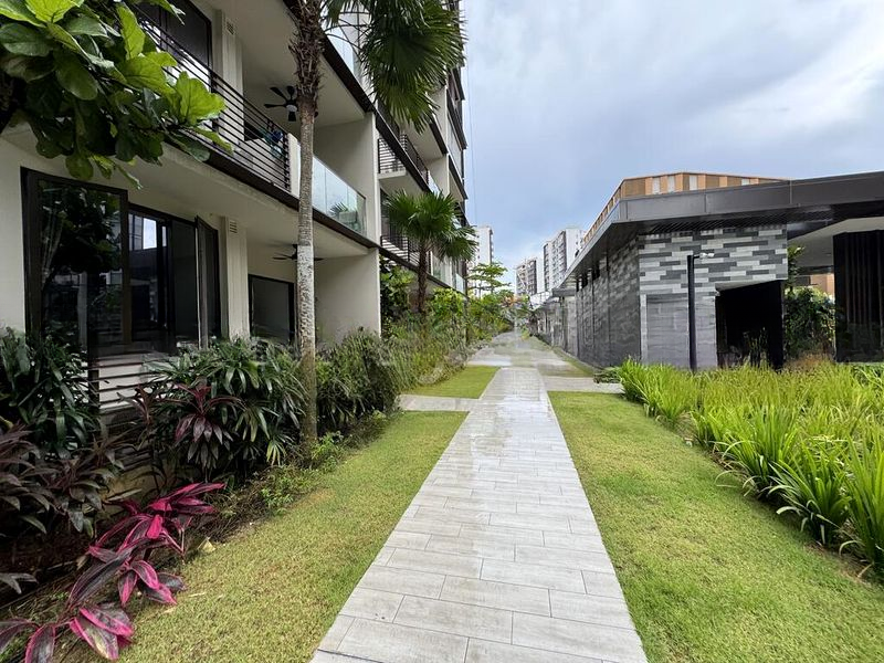 DAIRY FARM RESIDENCES 10