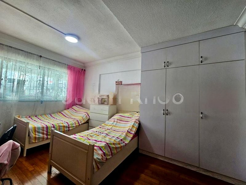 JURONG WEST ST 42 10