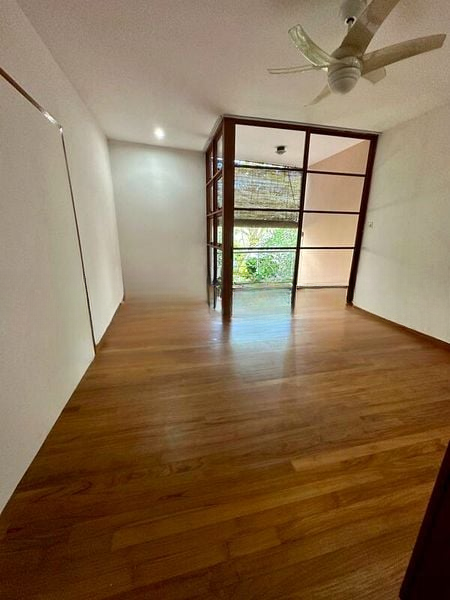 BOURNEMOUTH EIGHT 11