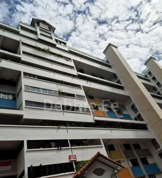 SERANGOON AVE 4 6