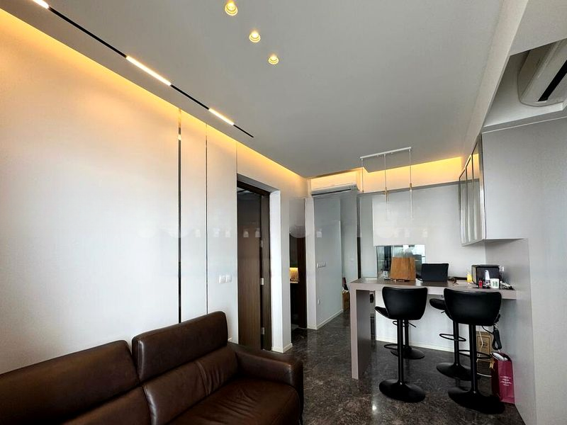 AVENUE SOUTH RESIDENCE 8