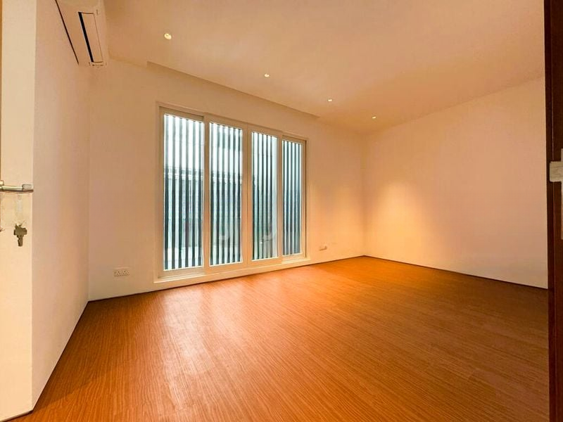 SELETAR HILLS ESTATE 7