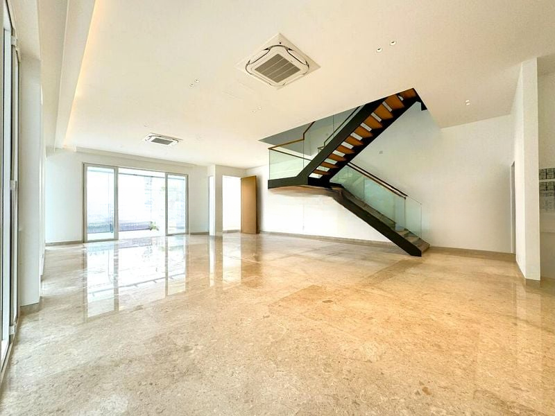 SELETAR HILLS ESTATE 3