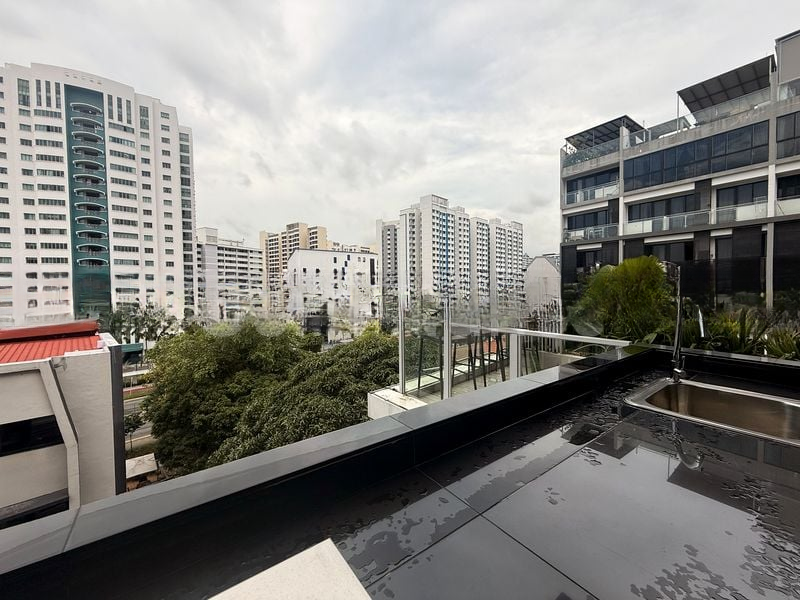 33 RESIDENCES 10