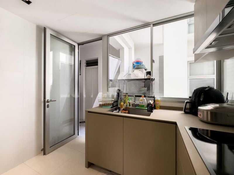 CAIRNHILL RESIDENCES 9