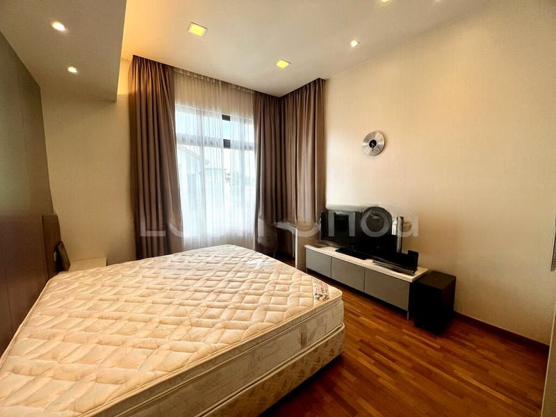 VARSITY PARK CONDOMINIUM 5