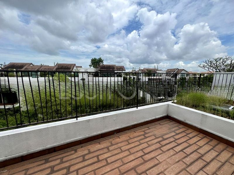 VARSITY PARK CONDOMINIUM 2