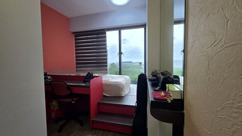 RIVERFRONT RESIDENCES 13