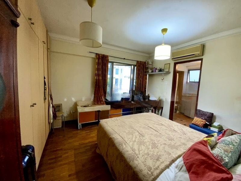 AQUARIUS BY THE PARK 4