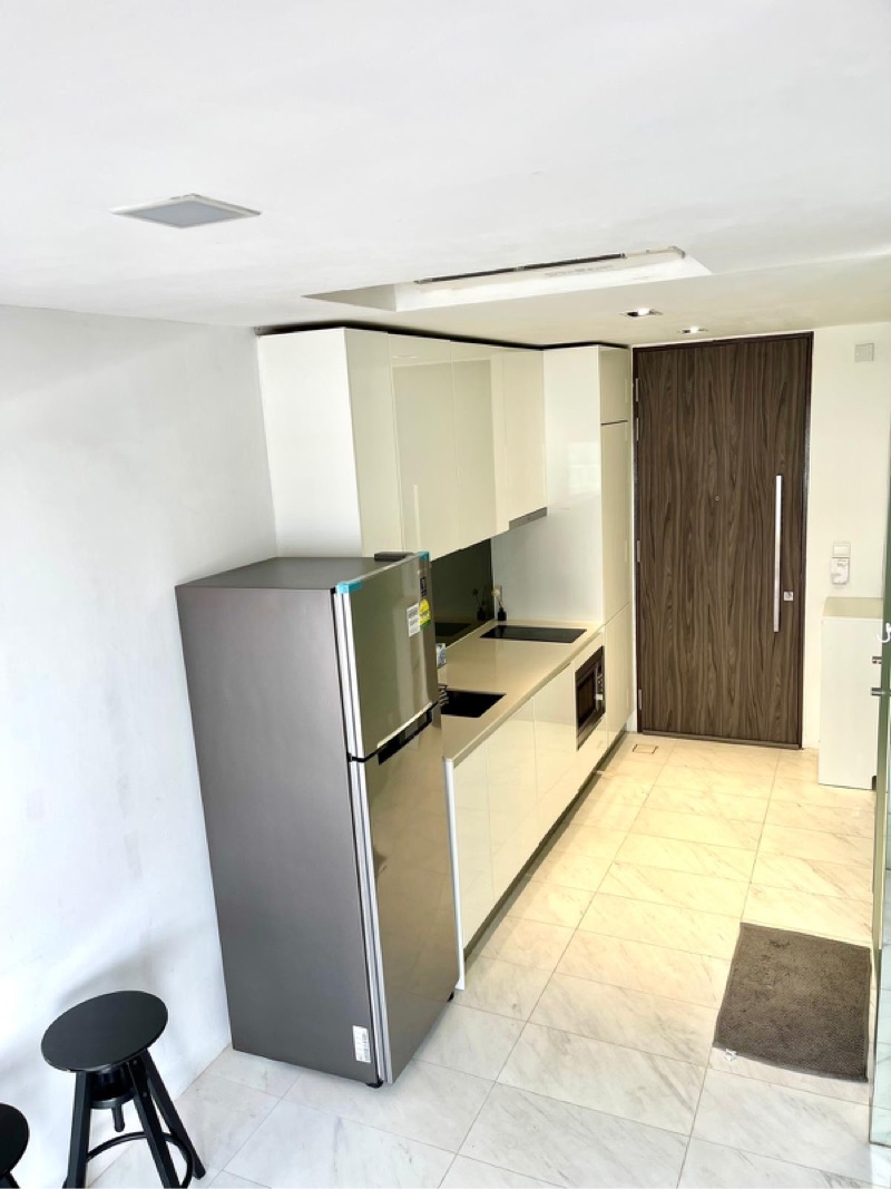METRO LOFT 4