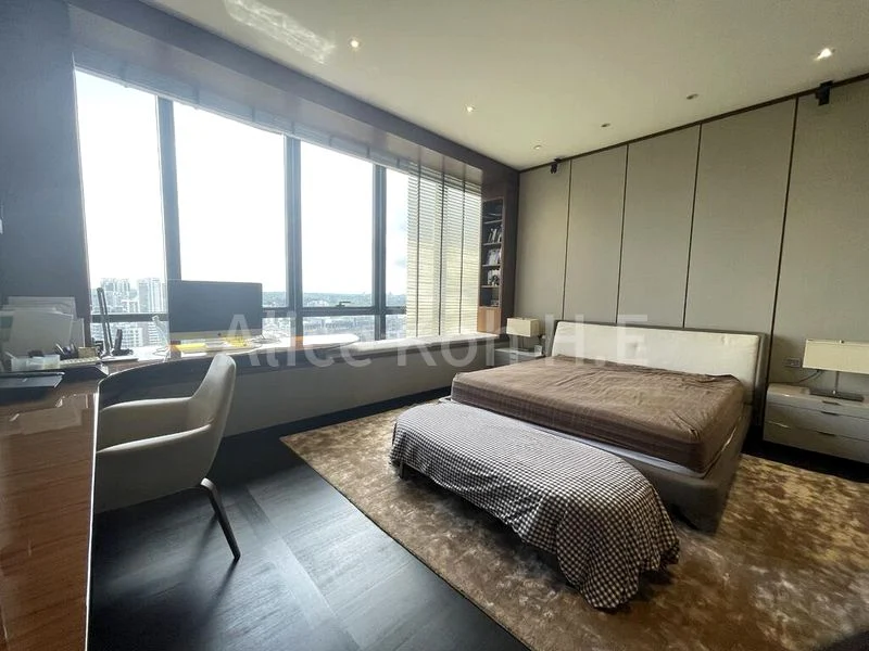 REIGNWOOD HAMILTON SCOTTS 9